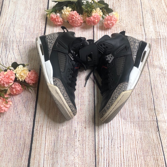 Nike Jordan Spizike Sneaker - Picture 4 of 8